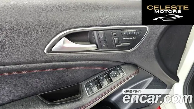 MERCEDES AMG A-Classe W176 A45 AMG 4MATIC 2015 — photo 18 sur 20