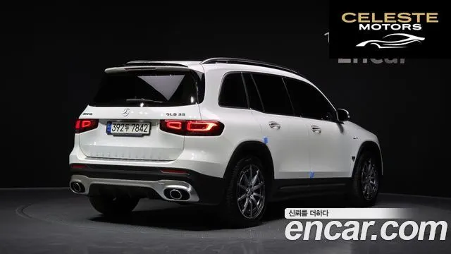 MERCEDES AMG GLB-Classe X247 AMG GLB35 4MATIC 2021 — photo 2 sur 30