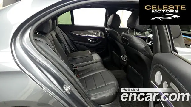 MERCEDES AMG E-Classe W213 E350 4MATIC AMG Line 2019 — photo 12 sur 20