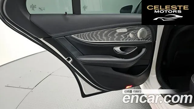 MERCEDES AMG E-Classe W213 E350 4MATIC AMG Line 2021 — photo 15 sur 35