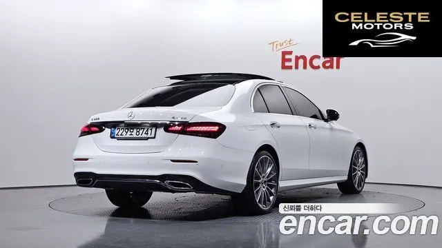 MERCEDES AMG E-Classe W213 E350 4MATIC AMG Line 2021 — photo 2 sur 35