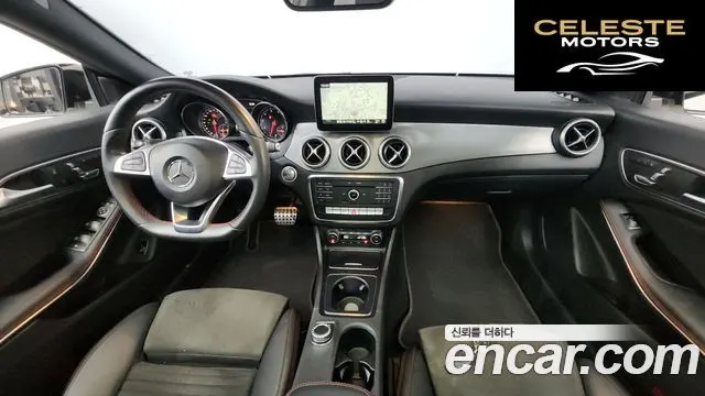 MERCEDES AMG CLA-Classe C117 CLA250 4MATIC AMG Line 2017 — photo 10 sur 35