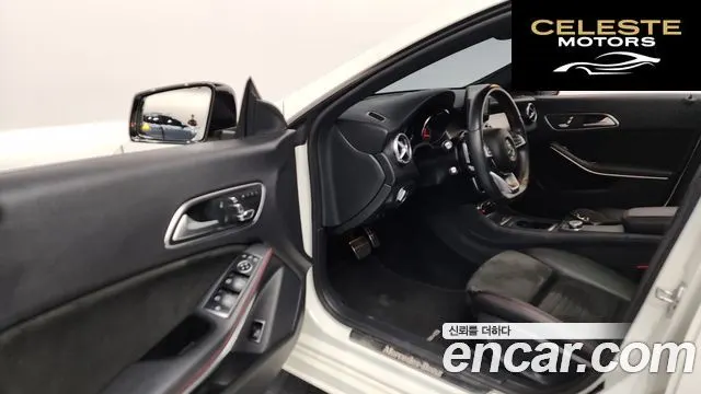 MERCEDES AMG CLA-Classe C117 CLA250 4MATIC AMG Line 2017 — photo 13 sur 35