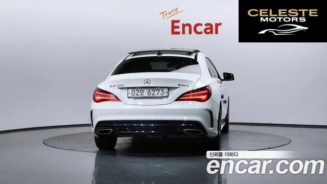 MERCEDES AMG CLA-Classe C117 CLA250 4MATIC AMG Line 2017 — photo 4 sur 35