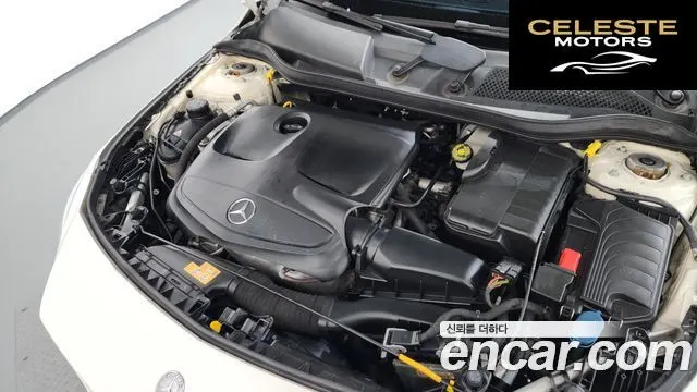 MERCEDES AMG CLA-Classe C117 CLA250 4MATIC AMG Line 2017 — photo 6 sur 35