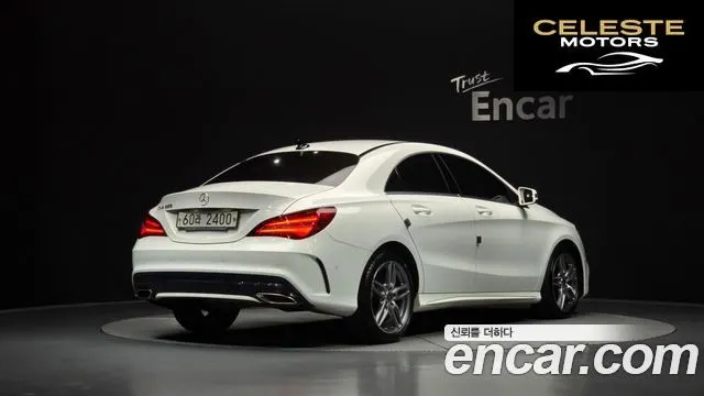 MERCEDES AMG CLA-Classe C117 CLA220 AMG Line 2018 — photo 2 sur 42