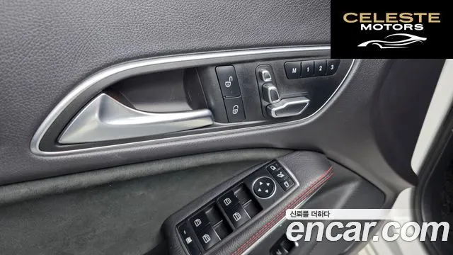 MERCEDES AMG CLA-Classe C117 CLA220 AMG Line 2018 — photo 29 sur 42
