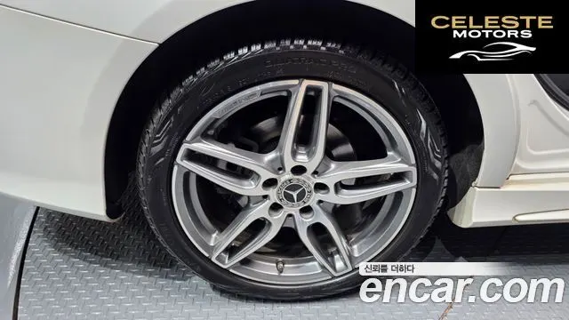 MERCEDES AMG CLA-Classe C117 CLA220 AMG Line 2018 — photo 5 sur 42