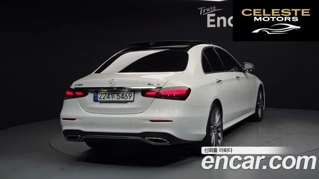 MERCEDES AMG E-Classe W213 E350 4MATIC AMG Line 2022 — photo 2 sur 32