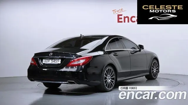 MERCEDES AMG CLS-Classe W218 CLS250 d 4MATIC AMG Line 2017 — photo 2 sur 26