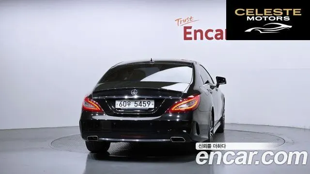 MERCEDES AMG CLS-Classe W218 CLS250 d 4MATIC AMG Line 2017 — photo 4 sur 26