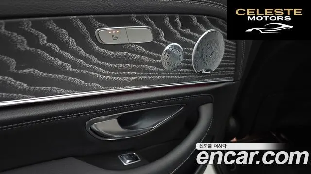 MERCEDES AMG E-Classe W213 E350 4MATIC AMG Line 2021 — photo 34 sur 35