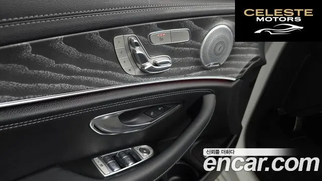 MERCEDES AMG E-Classe W213 E350 4MATIC AMG Line 2021 — photo 13 sur 35