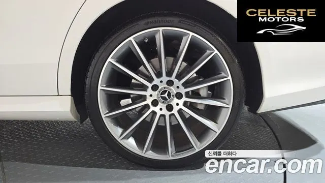 MERCEDES AMG E-Classe W213 E350 4MATIC AMG Line 2021 — photo 6 sur 35