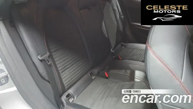 MERCEDES AMG CLA-Classe C117 CLA220 AMG Line 2019 — photo 12 sur 20