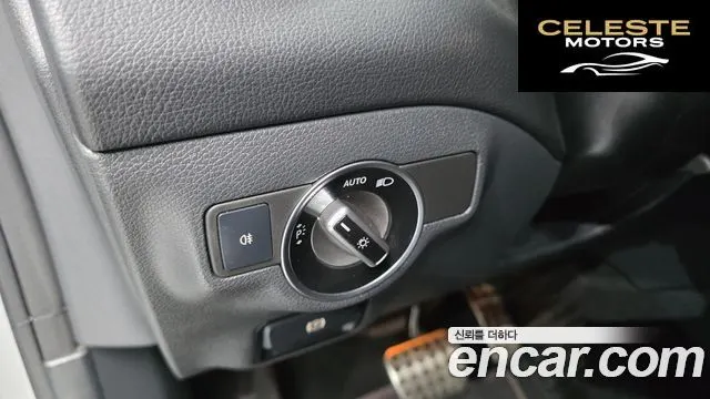 MERCEDES AMG CLA-Classe C117 CLA220 AMG Line 2019 — photo 19 sur 20