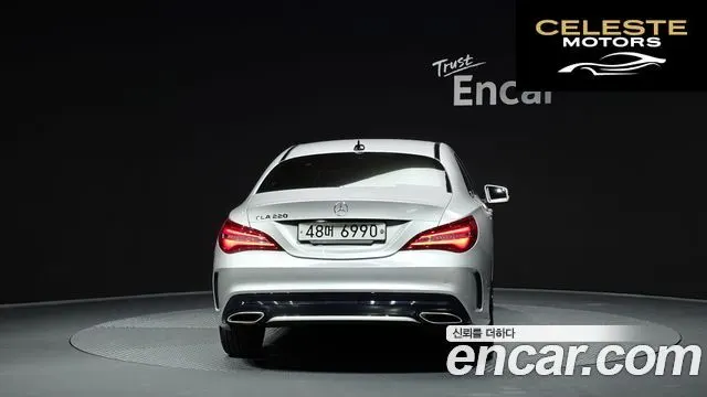 MERCEDES AMG CLA-Classe C117 CLA220 AMG Line 2019 — photo 4 sur 20