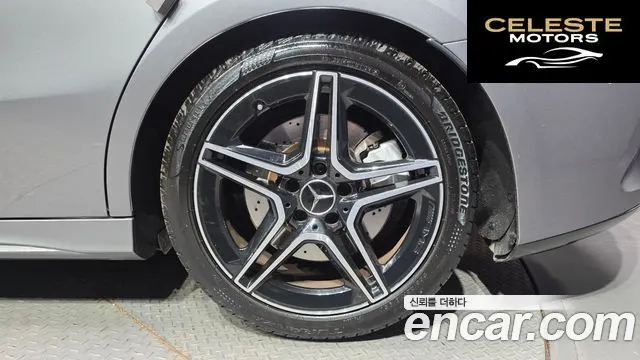 MERCEDES AMG A-Classe W177 AMG A35 S AMG 4MATIC Berline 2021 — photo 7 sur 36