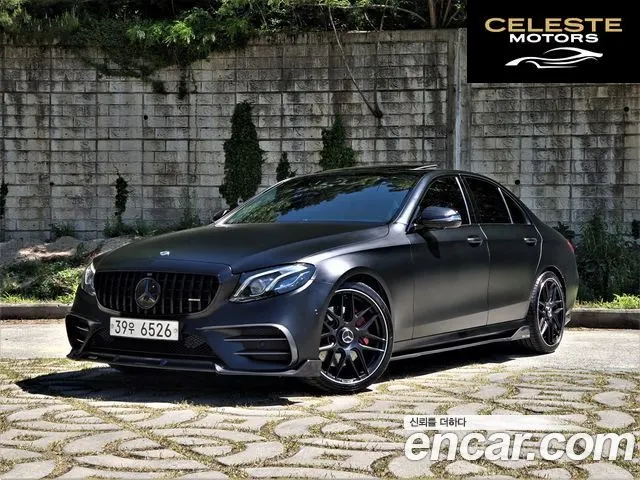 MERCEDES AMG E-Classe W213 E300 AMG Line 2019 — photo 2 sur 26