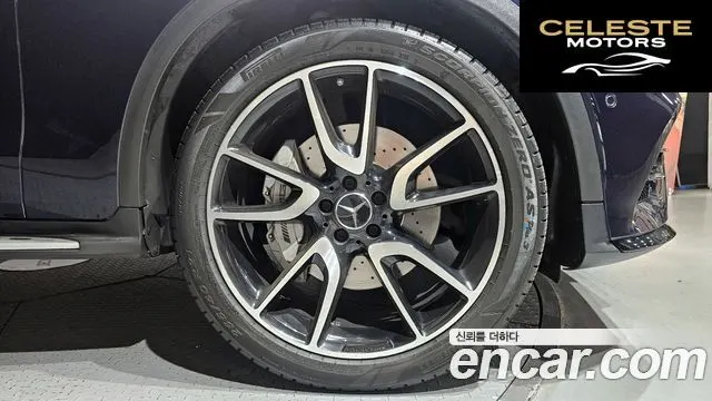 MERCEDES AMG GLC-Classe X253 AMG GLC43 4MATIC Coupé 2019 — photo 7 sur 36