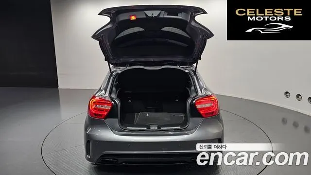 MERCEDES AMG A-Classe W176 A45 AMG 4MATIC 2015 — photo 17 sur 20