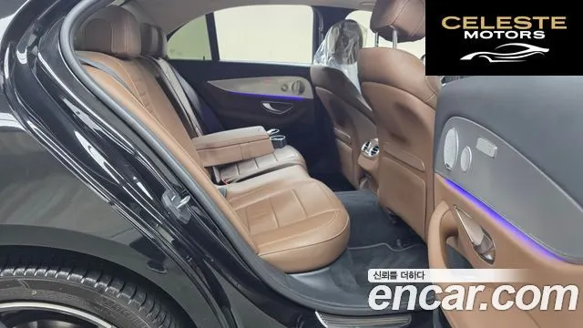 MERCEDES AMG E-Classe W213 E300 4MATIC AMG Line 2020 — photo 12 sur 20