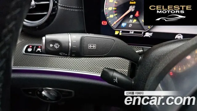 MERCEDES AMG E-Classe W213 E350 4MATIC AMG Line 2019 — photo 24 sur 35