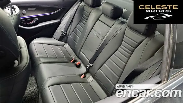 MERCEDES AMG E-Classe W213 E350 4MATIC AMG Line 2019 — photo 31 sur 35