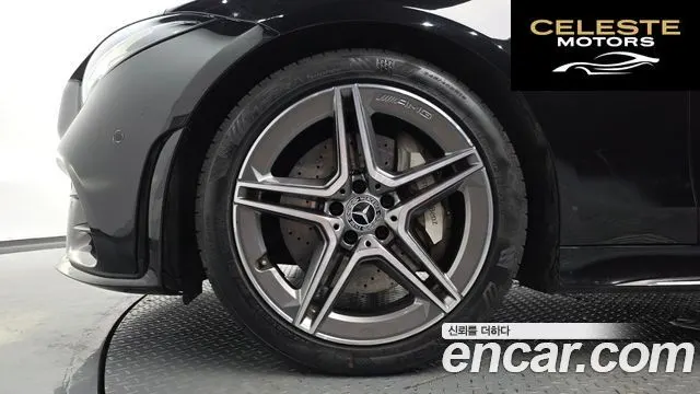 MERCEDES AMG CLS-Classe C257 CLS300d AMG Line 2020 — photo 4 sur 32