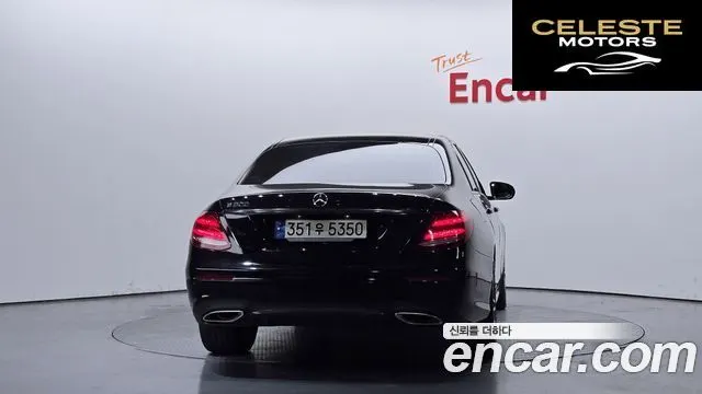 MERCEDES AMG E-Classe W213 E300 AMG Line 2019 — photo 4 sur 20