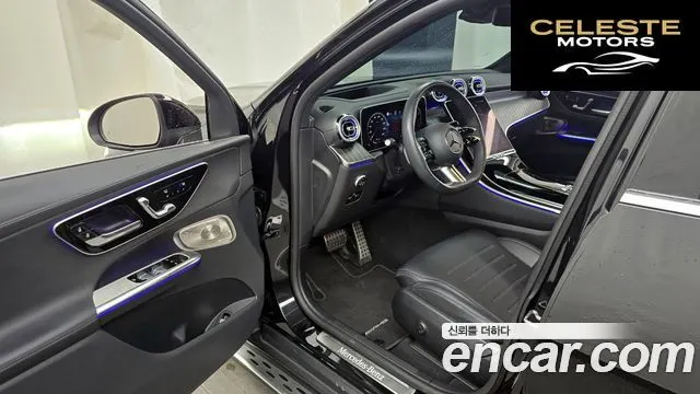 MERCEDES AMG GLC-Classe X254 GLC300 4MATIC AMG Line 2023 — photo 13 sur 40