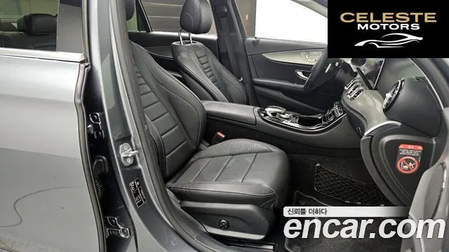 MERCEDES AMG E-Classe W213 E300 AMG Line 2017 — photo 17 sur 20