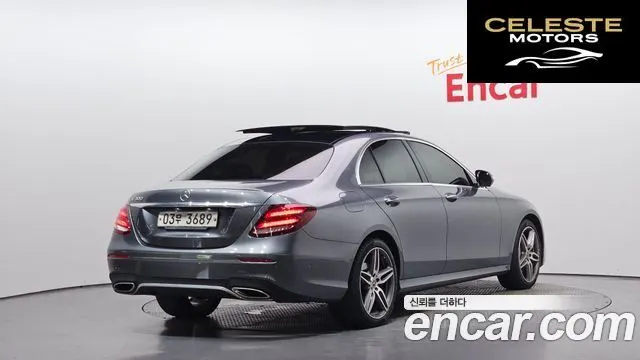 MERCEDES AMG E-Classe W213 E300 AMG Line 2017 — photo 2 sur 20