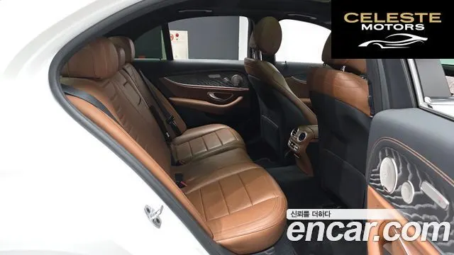 MERCEDES AMG E-Classe W213 E350 4MATIC AMG Line 2021 — photo 12 sur 26
