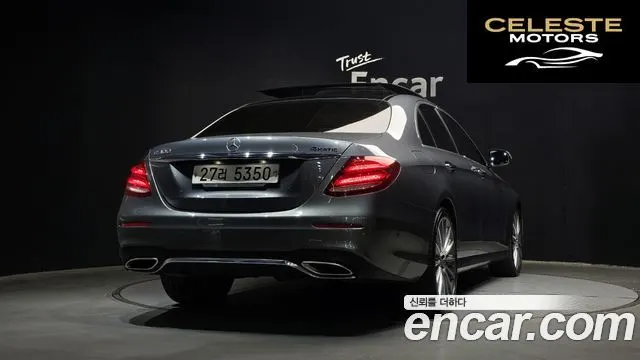 MERCEDES AMG E-Classe W213 E300 4MATIC AMG Line 2017 — photo 2 sur 31