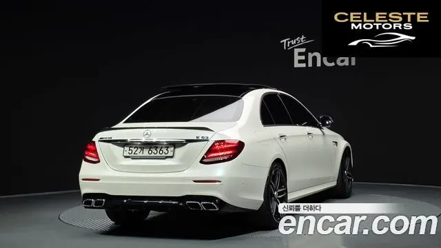 MERCEDES AMG E-Classe W213 E63 AMG 4MATIC+ 2018 — photo 2 sur 32