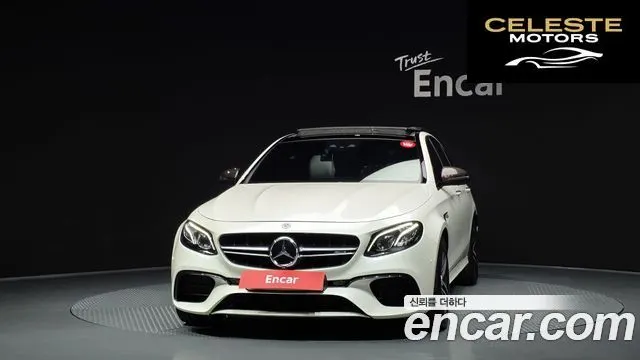 MERCEDES AMG E-Classe W213 E63 AMG 4MATIC+ 2018 — photo 3 sur 32