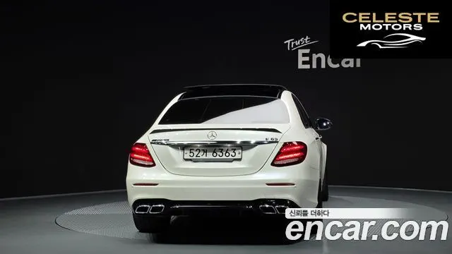 MERCEDES AMG E-Classe W213 E63 AMG 4MATIC+ 2018 — photo 4 sur 32