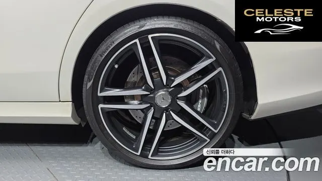 MERCEDES AMG E-Classe W213 E63 AMG 4MATIC+ 2018 — photo 7 sur 32