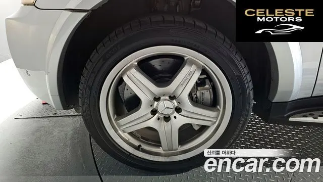 MERCEDES AMG M-Classe W164 ML63 AMG 2008 — photo 5 sur 20