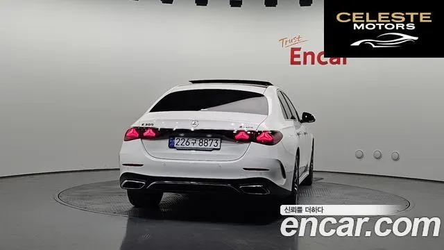 MERCEDES AMG E-Classe W214 E300 4MATIC AMG Line 2024 — photo 4 sur 31