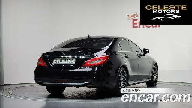 MERCEDES AMG CLS-Classe W218 CLS250 d 4MATIC AMG Line 2017 — photo 2 sur 30