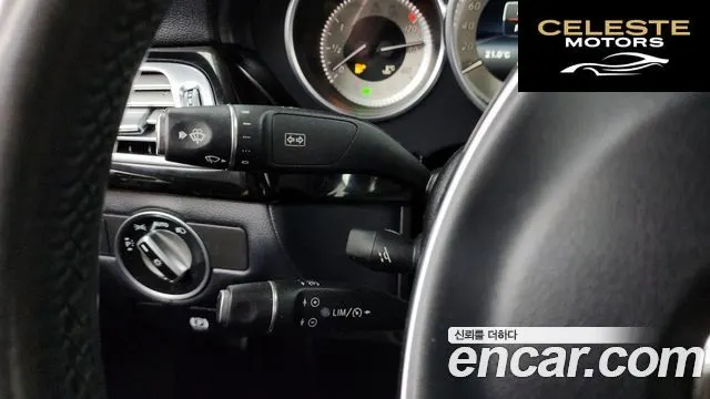 MERCEDES AMG CLS-Classe W218 CLS250 d 4MATIC AMG Line 2017 — photo 28 sur 30