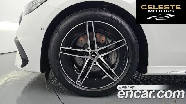 MERCEDES AMG E-Classe W214 E200 AMG Line 2026 — photo 5 sur 36