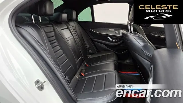 MERCEDES AMG E-Classe W213 E350 4MATIC AMG Line Edition 2021 — photo 17 sur 34