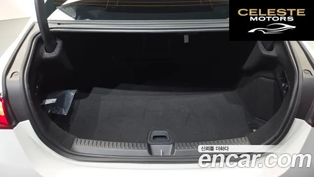 MERCEDES AMG E-Classe W214 E200 AMG Line 2026 — photo 25 sur 36