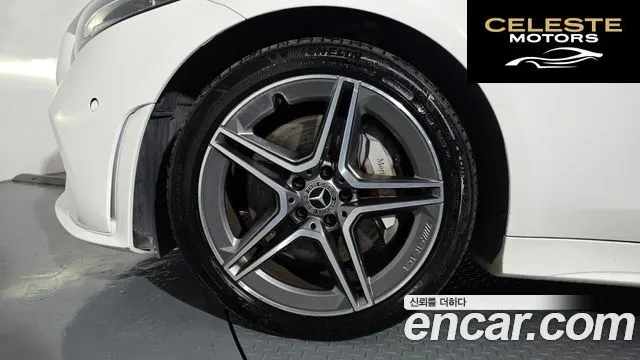 MERCEDES AMG CLS-Classe C257 CLS300d AMG Line 2020 — photo 5 sur 35
