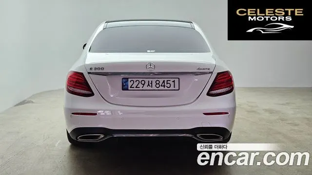 MERCEDES AMG E-Classe W213 E300 4MATIC AMG Line 2019 — photo 4 sur 26
