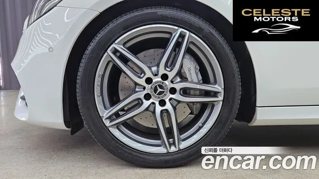 MERCEDES AMG E-Classe W213 E300 4MATIC AMG Line 2019 — photo 5 sur 26