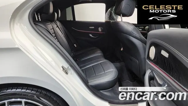MERCEDES AMG E-Classe W213 E220d 4MATIC AMG Line 2021 — photo 17 sur 35